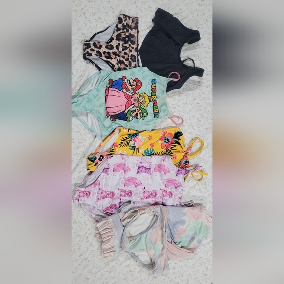 Girls swimsuit lot - Picture 1 of 3